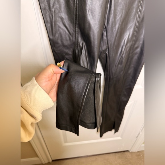 VERO MODA Sola High Waist Coated
Faux Leather Pants - Picture 3 of 4